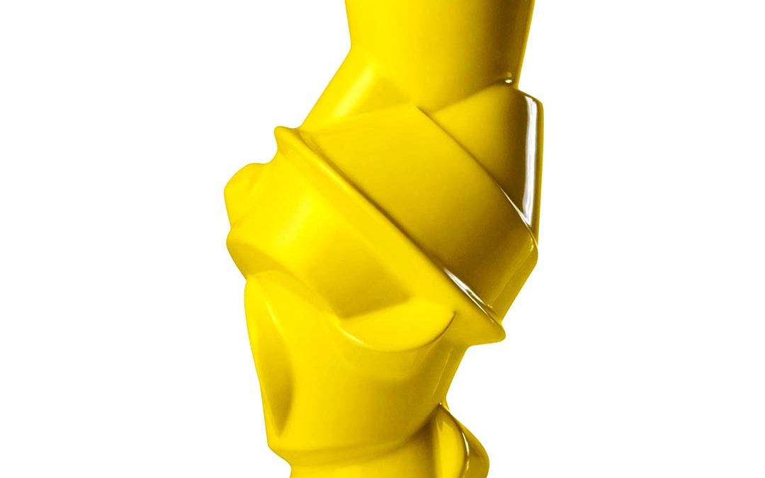 Vase Closely Separated